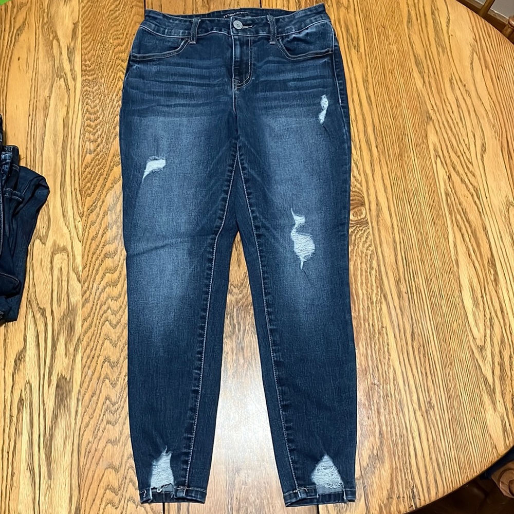 Maurices Small Distressed Jeggings
